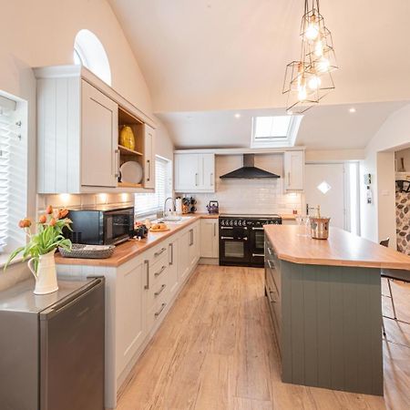 Quiet Self Contained Cottage Near Delamere Forest Cuddington  Экстерьер фото