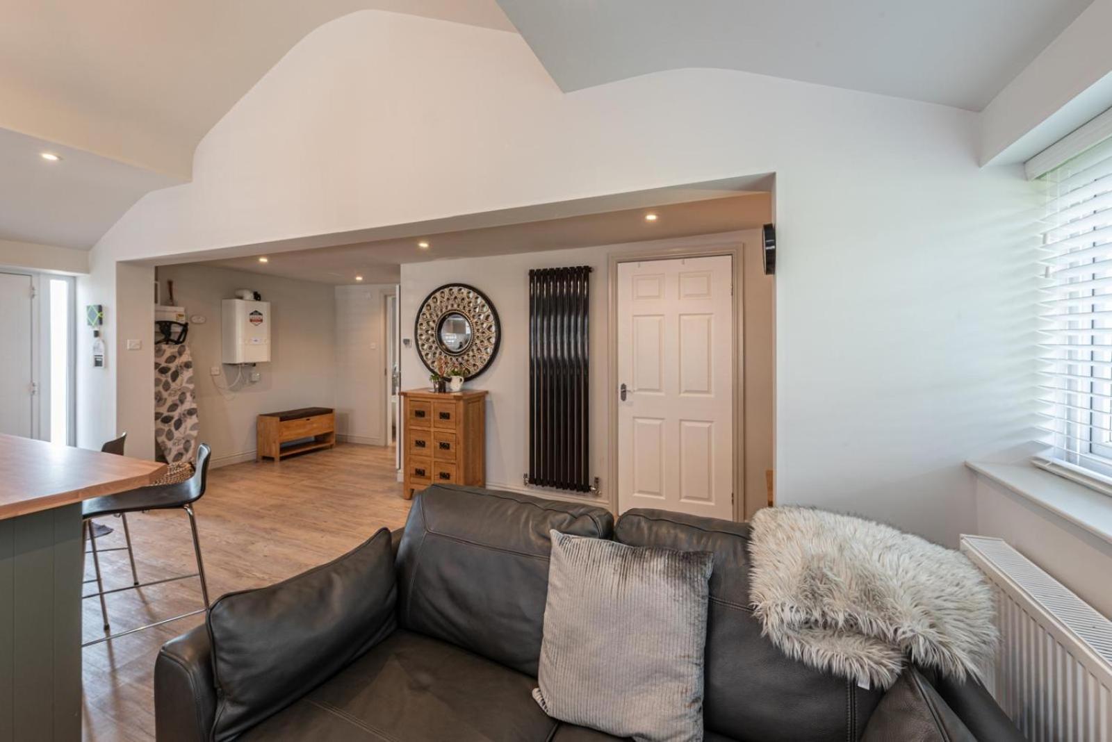 Quiet Self Contained Cottage Near Delamere Forest Cuddington  Экстерьер фото